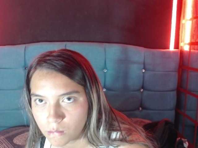 Arabella-Fraser18 live cam on BongaCams