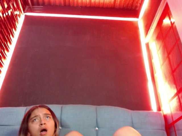 Arabella-Fraser18 live cam on BongaCams