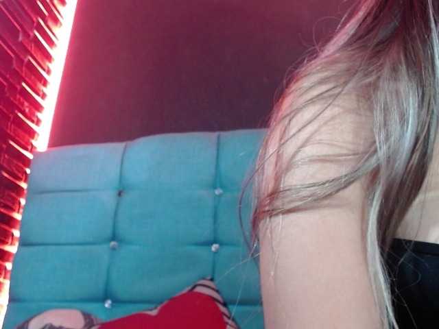 Arabella-Fraser18 live cam on BongaCams
