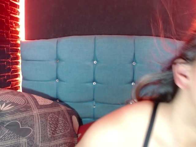 Arabella-Fraser18 live cam on BongaCams