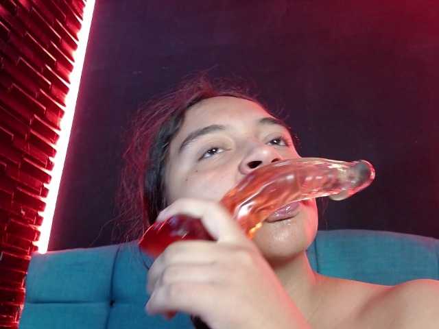 Arabella-Fraser18 live cam on BongaCams