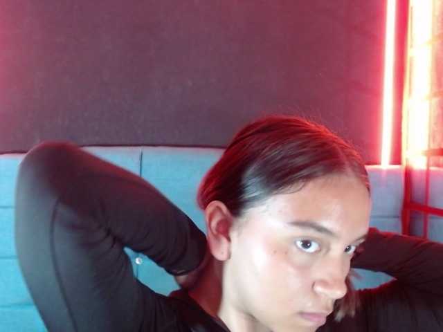Arabella-Fraser18 live cam on BongaCams