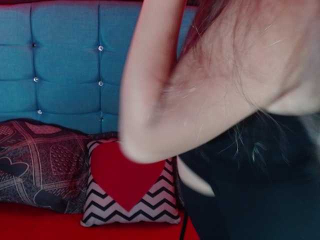 Arabella-Fraser18 live cam on BongaCams