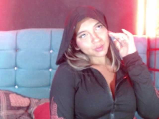 Arabella-Fraser18 live cam on BongaCams