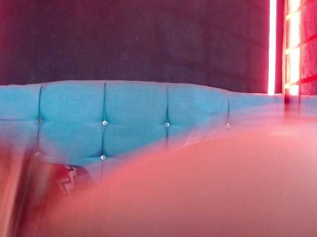 Arabella-Fraser18 live cam on BongaCams