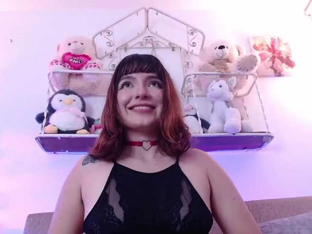 hairyvaleri2 live cam on BongaCams