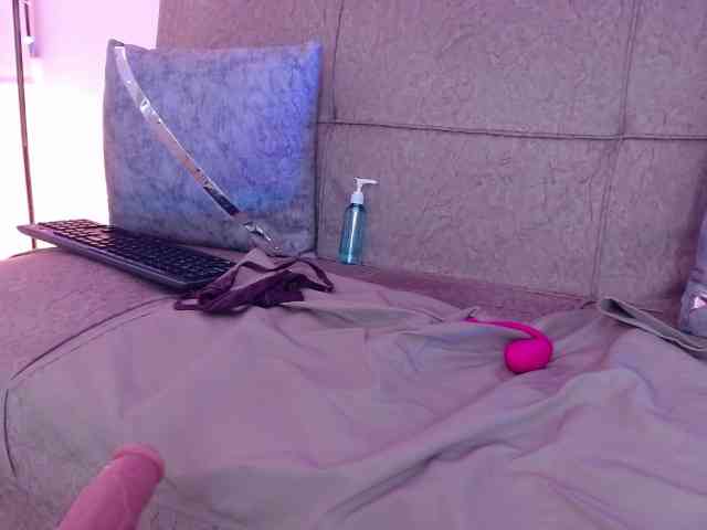 hairyvaleri2 webcam