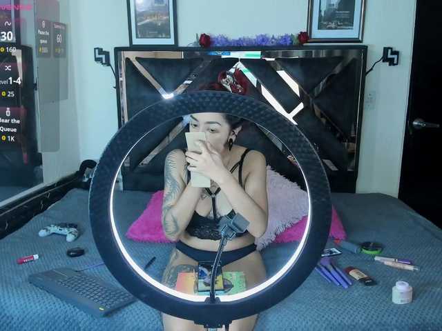 poyson-ivy live cam on BongaCams