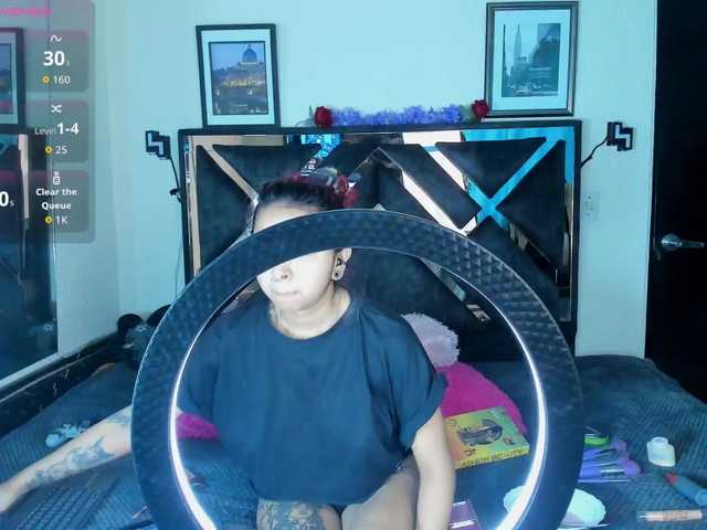 Sex chat gratuit in direct cu poyson-ivy pe BongaCams