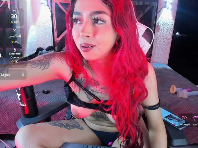 poyson-ivy live cam on BongaCams