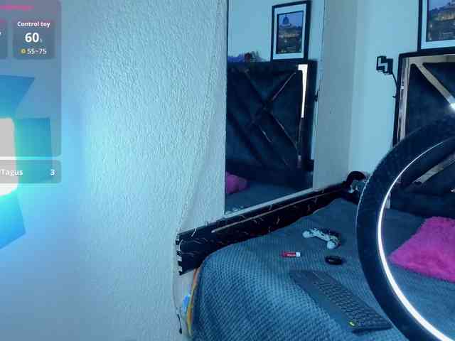poyson-ivy webcam