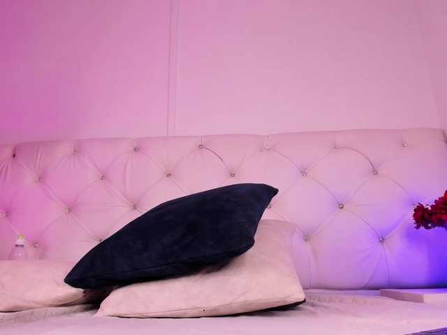 Niicolle-Evanss live webcam show