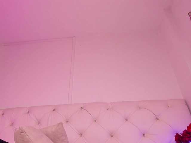 Niicolle-Evanss live webcam show