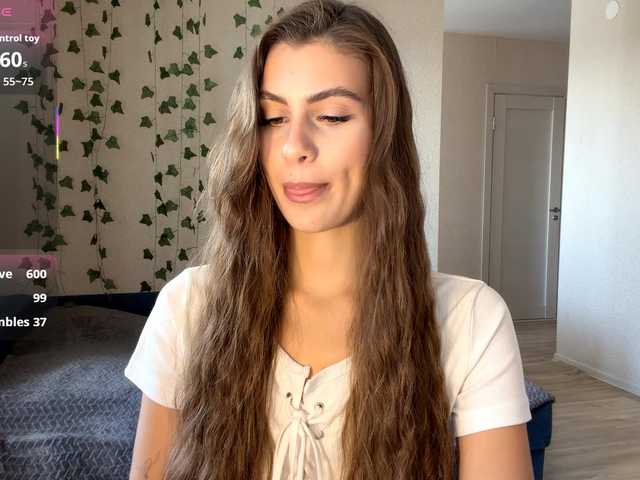 RedaOttum live cam on BongaCams