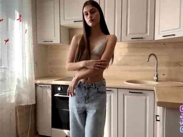 real web cam show RedaOttum