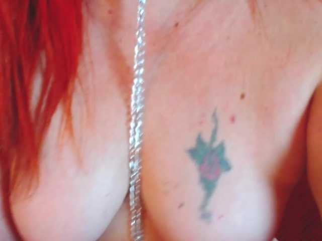 red-velvet20 live webcam show