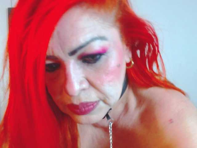 red-velvet20 live cam on BongaCams