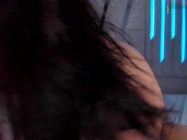 AliValmontt