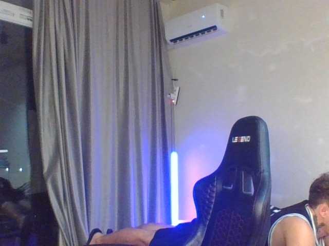 Denis-205 live webcam show