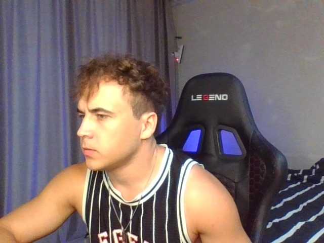 Denis-205 live webcam show