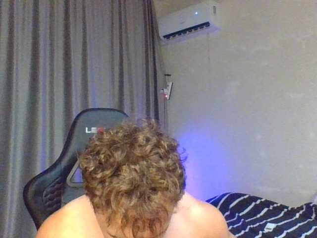Denis-205 live webcam show