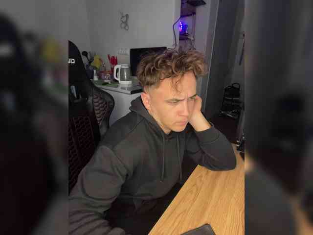 Denis-205
