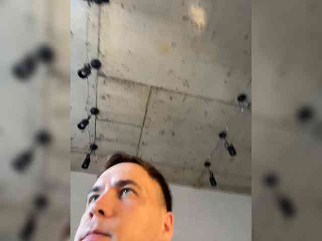 Denis-205 Live Webcam on BongaCams