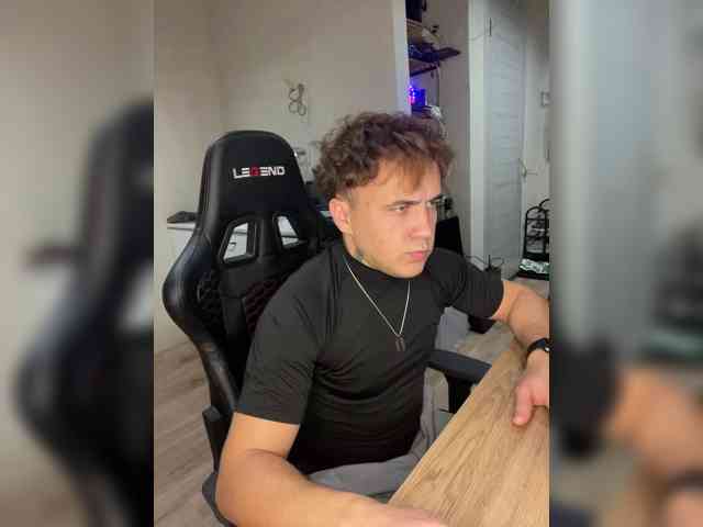 Denis-205