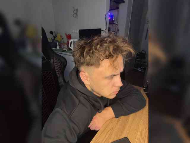 Denis-205