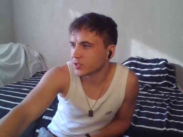 Denis-205 Live Webcam on BongaCams