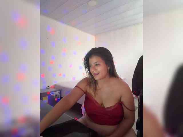 Alisson-Lover13 webcam