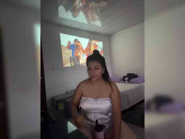 Alisson-Lover13 webcam