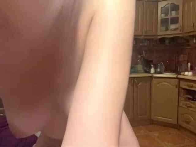 babybloonde webcam