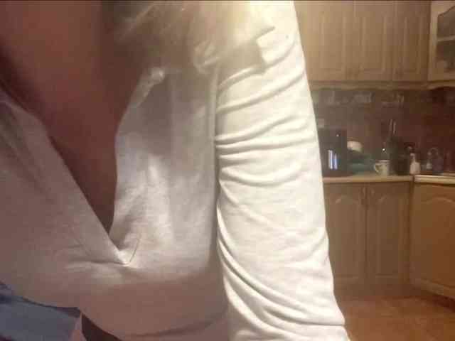 babybloonde webcam