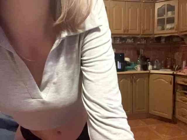 babybloonde webcam