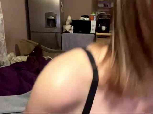 babybloonde webcam