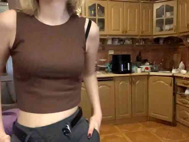 babybloonde webcam