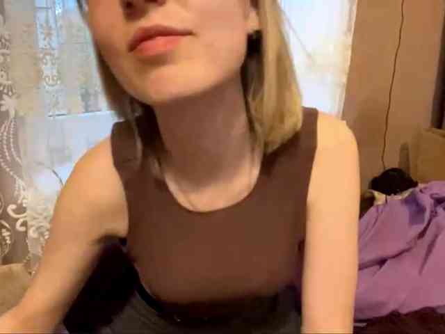 babybloonde webcam
