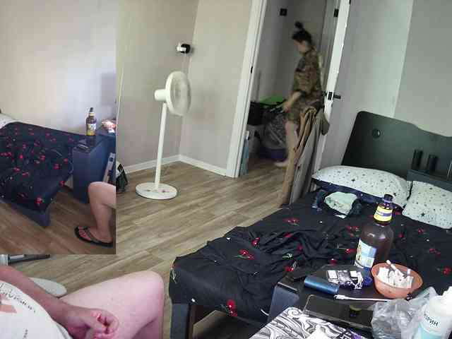 AdamandEva2 webcam