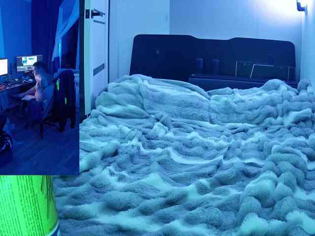 AdamandEva2 webcam