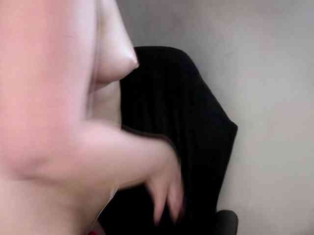 PepeShneine-fa webcam
