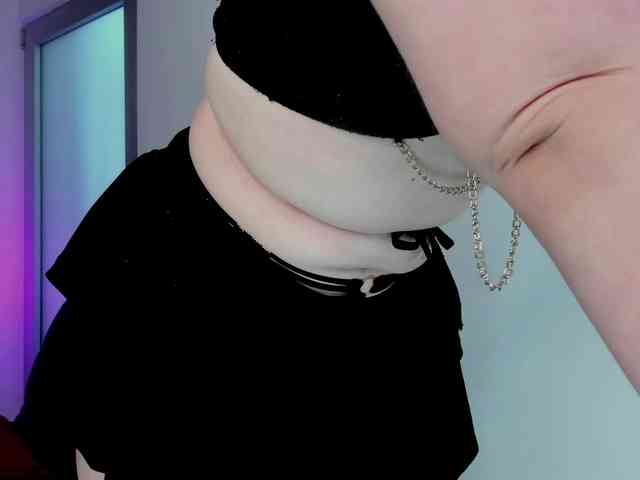 PepeShneine-fa webcam