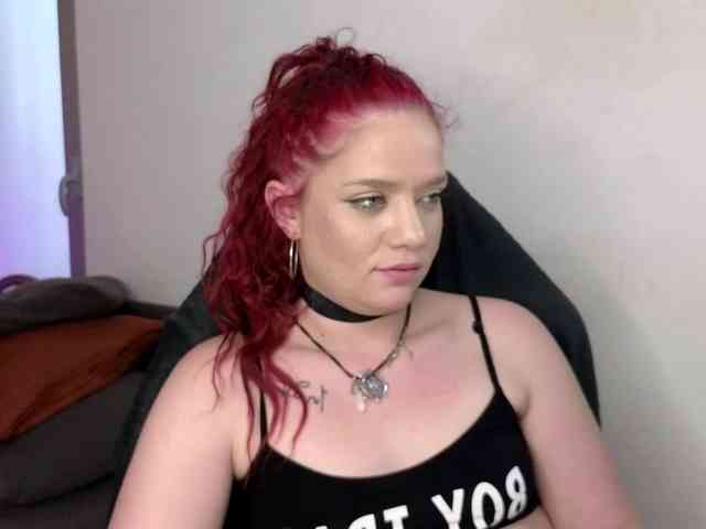 PepeShneine-fa webcam