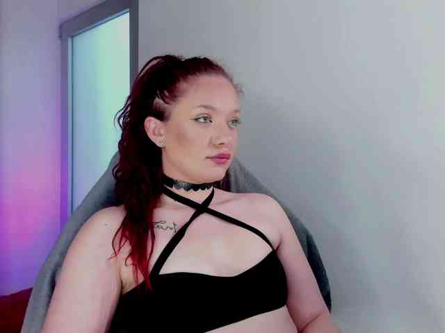 PepeShneine-fa webcam