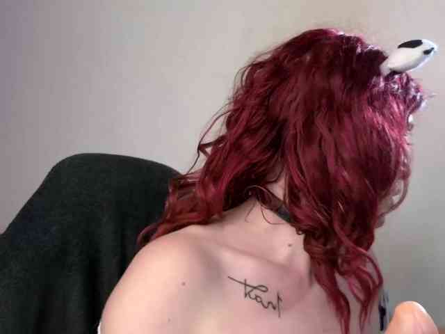 PepeShneine-fa webcam