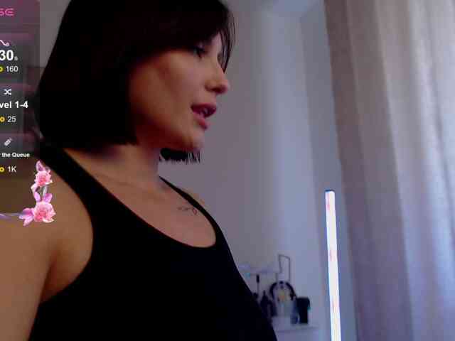 nude amateur porn Elle-Brooke1