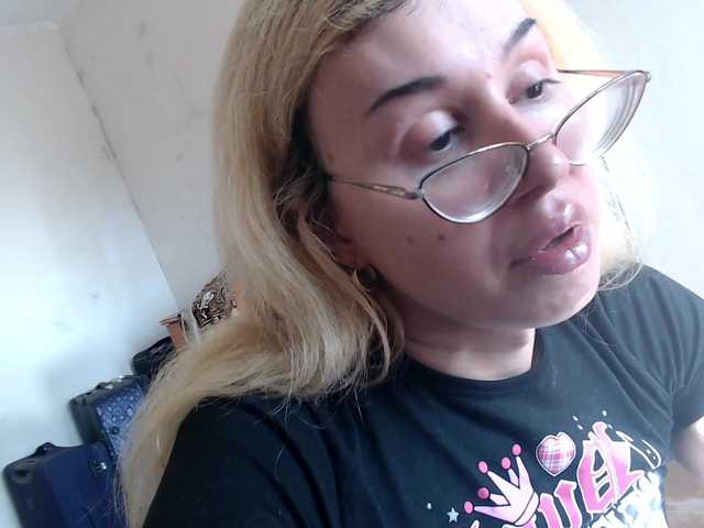 go to chat with KarolinaNichtig