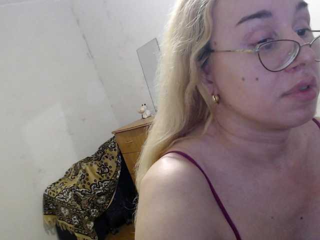 KarolinaNichtig live cam