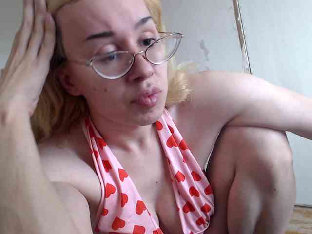 AlinaNichtigkeit Sex Cam Show