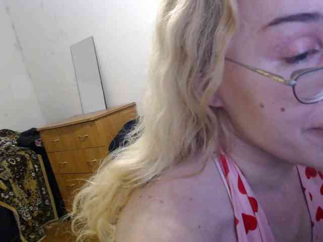 AlinaNichtigkeit Sex Cam Show
